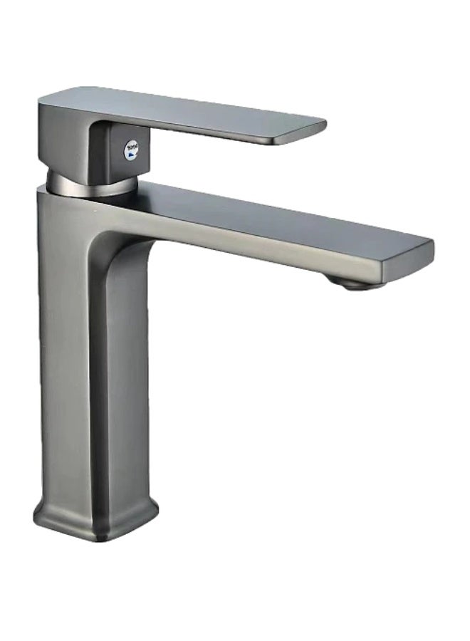 Short grey square sink mixer with hoses - Image 2